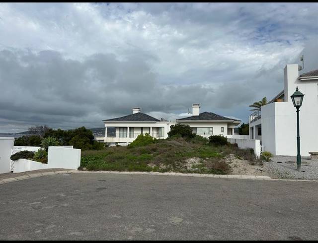 LAND FOR SALE IN SHELLEY POINT